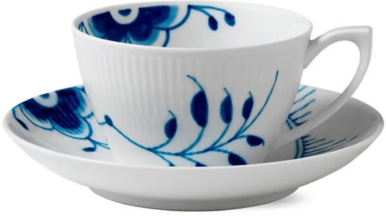 Royal Copenhagen Sininen Mega Ribbed kuppi ja aluslautanen - 28 cl